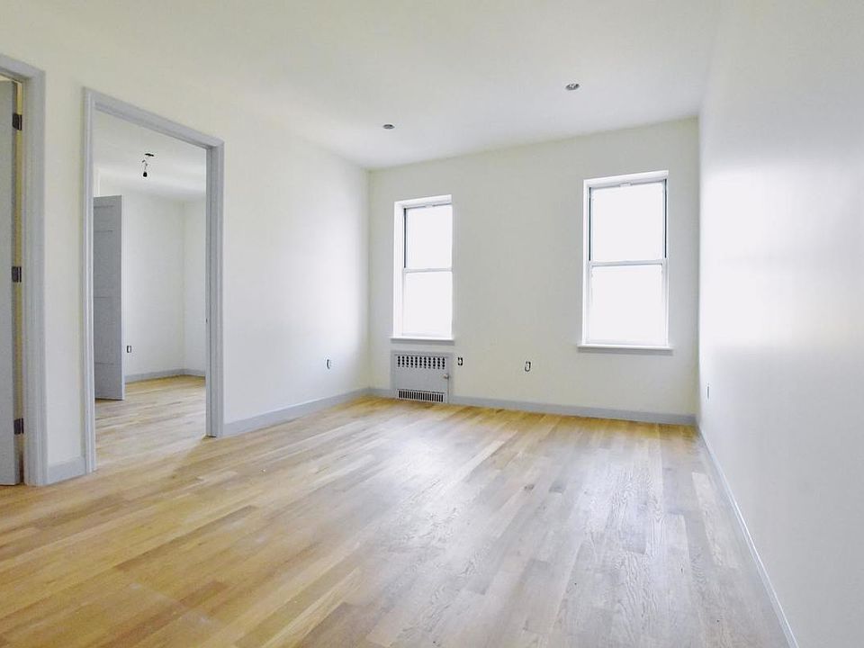1st image of 62 W 107th St APT 5A