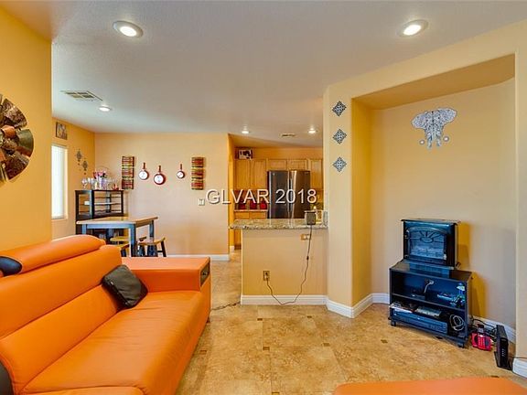 5th image of 9186 Epworth Ave