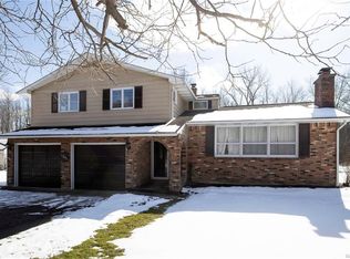 1241 N French Rd, Amherst, NY 14228