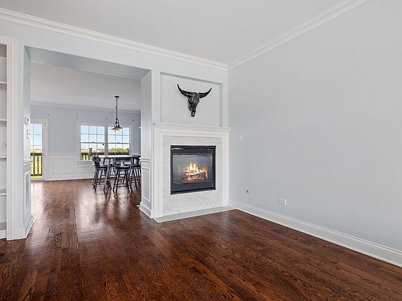 4th image of 17942 Fountain Cir