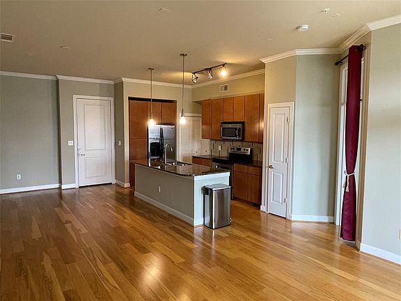 2nd image of 300 Saint Joseph Pkwy #314