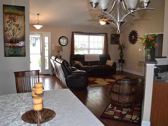 4th image of 4347 Edenfield Dr