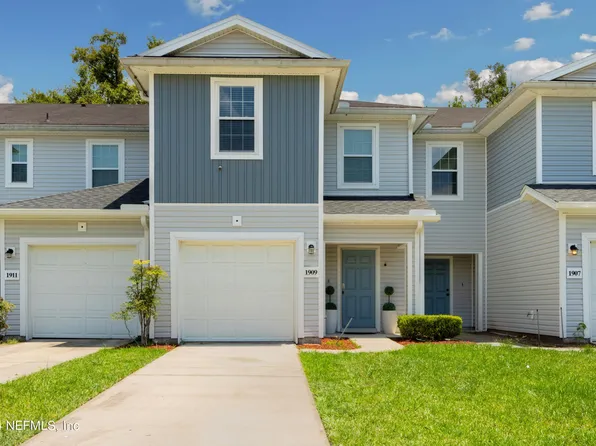 1909 BISCAYNE BAY Circle, Jacksonville, FL 32218