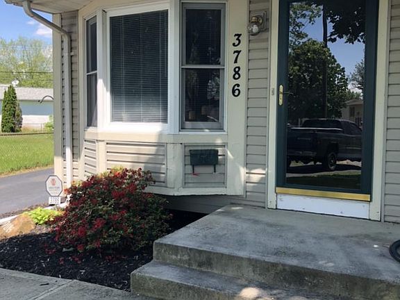 4th image of 3786 Higbee Dr E