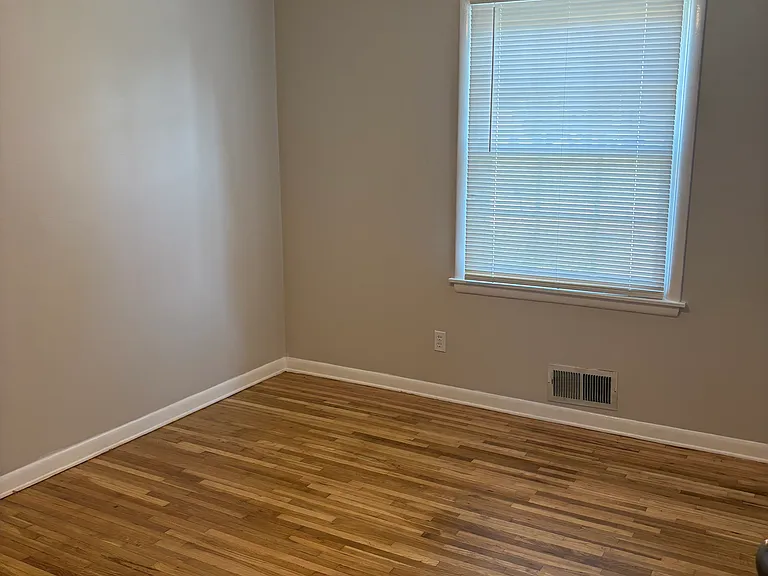 420 Dawnlee Ave — Photo 8