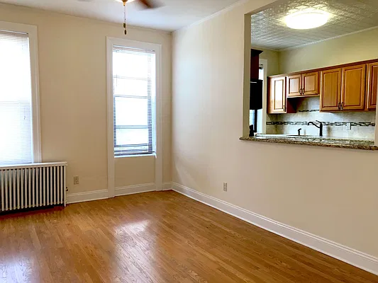 Rented by Capri Jet Realty Corp | media 2