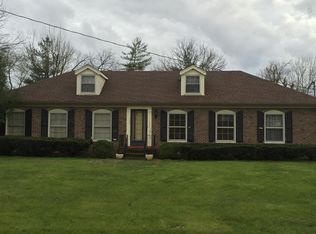 922 Winston Ave, Lebanon, TN 37087