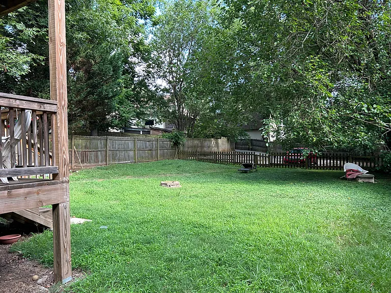 1505 Hosea L Williams Dr NE #UPSTAIRS — Photo 2