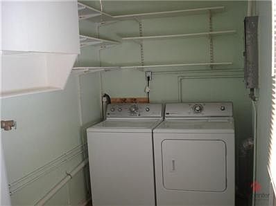 5th image of 3602 Eisenhower Dr