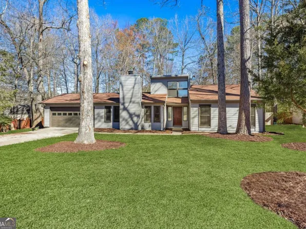 4323 Whitecap Ln, Peachtree Corners, GA 30092
