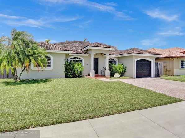 14221 SW 160th Ter, Miami, FL 33177
