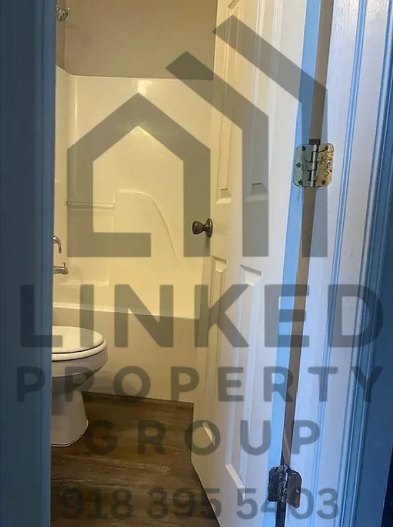 Townhome off Riverside in Tulsa! — Photo 2