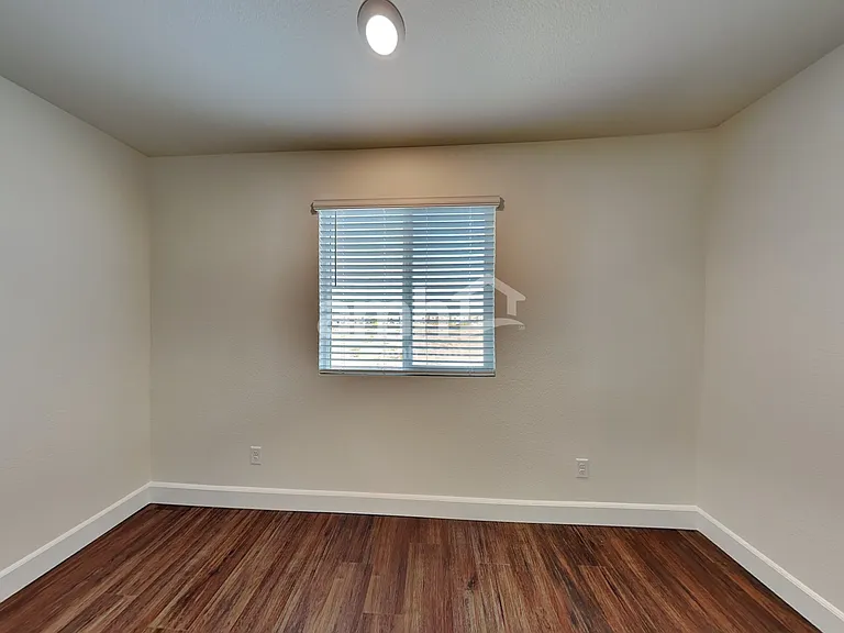 836 Longwood Gardens St — Photo 11