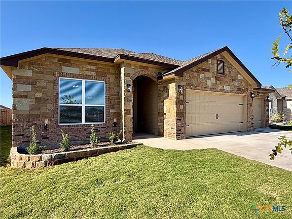 2nd image of 2566 Settlers Oak Dr