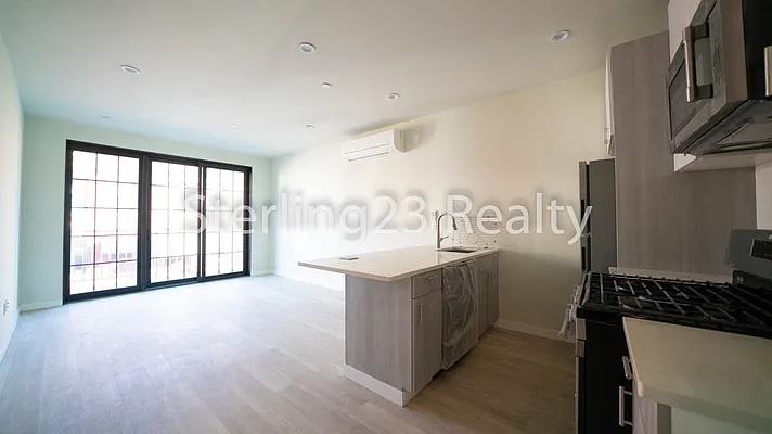 Rented by Sterling Realty Solution Inc | media 1