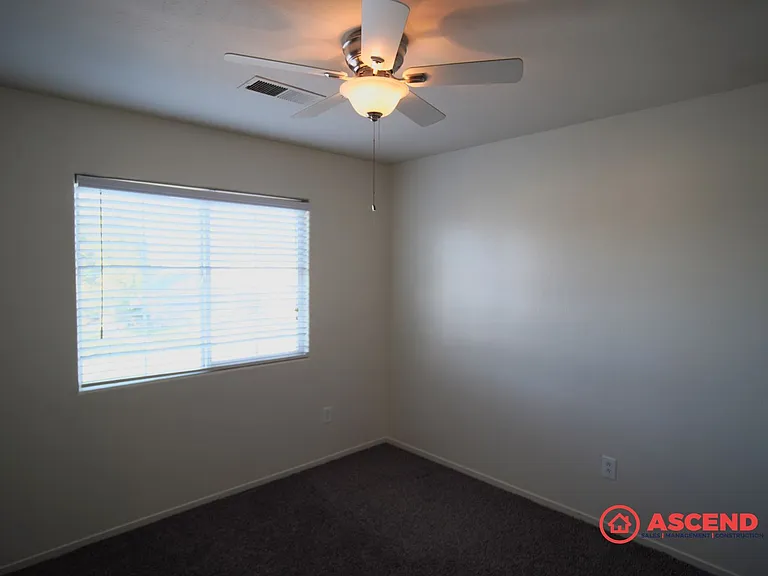 301 Alysheba Dr — Photo 19