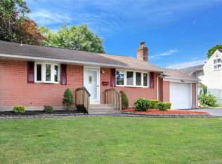 6 Lancaster Place, South Huntington, NY 11746