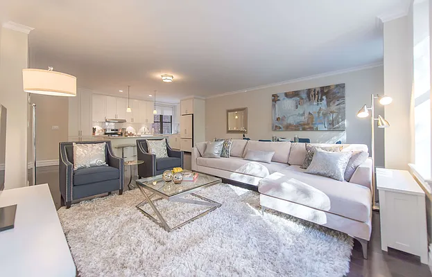 Rented by Thor Equities | media 35