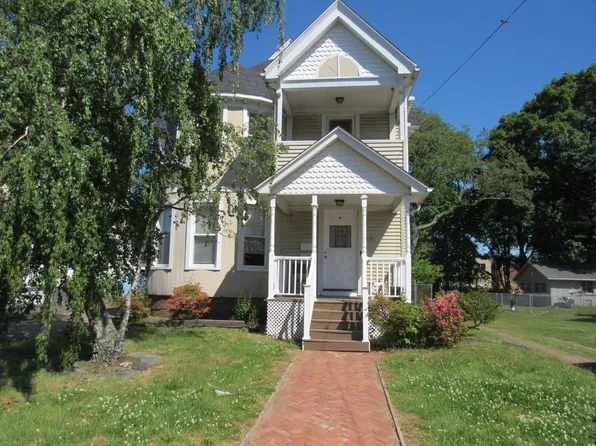 69 Center St, West Haven, CT