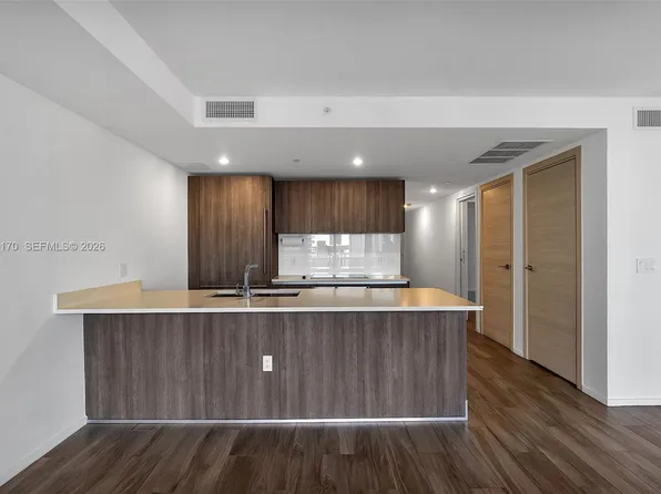 801 S Miami Ave, Miami, FL