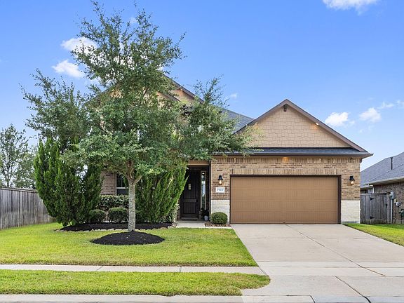 2nd image of 19411 Gray Mare Dr