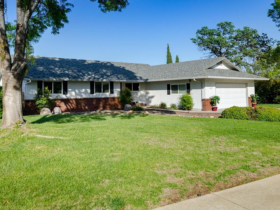 4493 Crimsonwood Dr-6