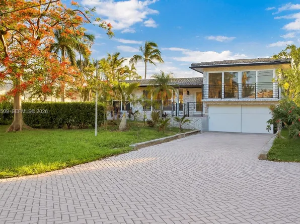 2141 NE 18th Ave, Fort Lauderdale, FL 33305