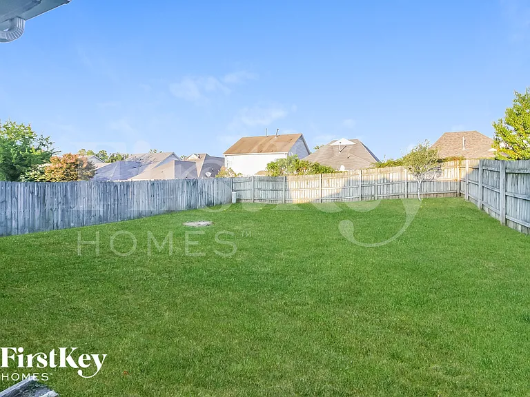 2778 Misty Valley Dr — Photo 15