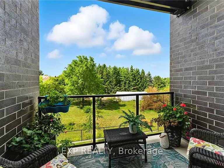 1880 Gordon St #207 — Photo 22