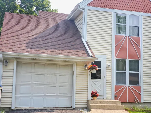 4007 West Meinecke AVENUE, Milwaukee, WI 53210