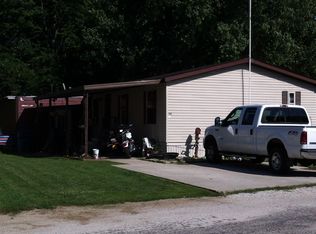 25087 N Main, Lexington, IL 61753