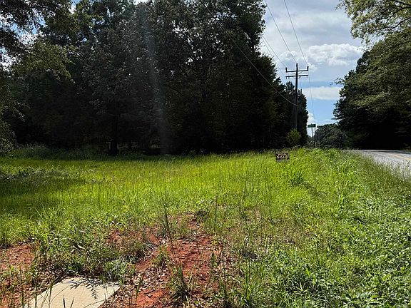 3rd image of 1195 Nazareth Rd