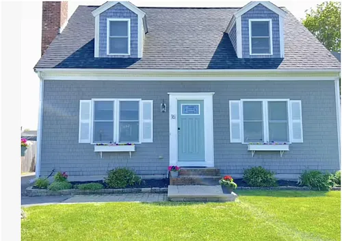 16 Dillingham Ave Photo 1