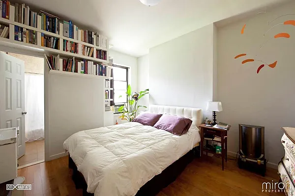 Rented by Citi Habitats | media 12