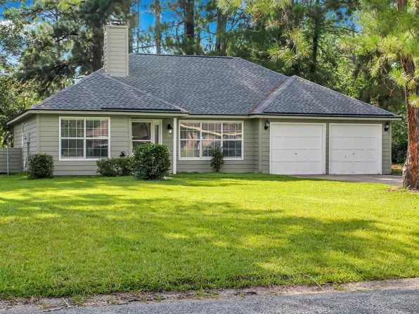 112 Michael Ct, Bloomingdale, GA 31302