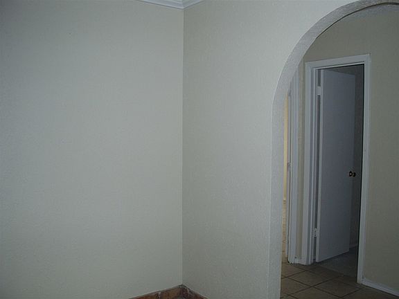 3rd image of 221 Murcia Dr