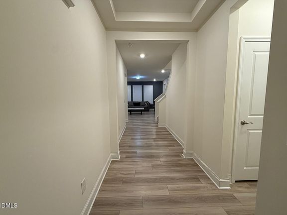 3rd image of 64 Nailsworth St