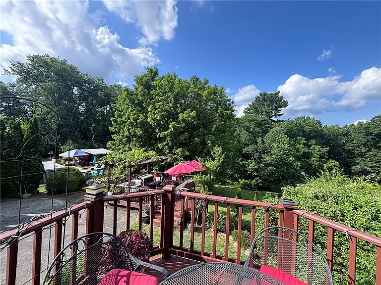 257 Johnston Rd — Photo 25