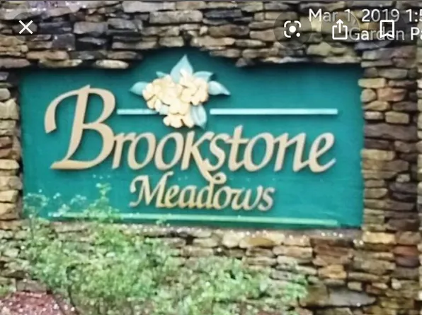 110 Courtyard Dr, Anderson, SC 29621