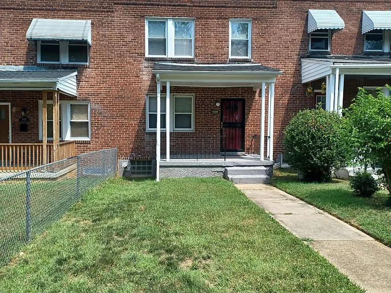 4124 Woodhaven Ave — Photo 2