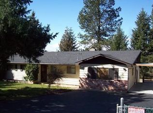 250 Smokey Ln, Grants Pass, OR 97527