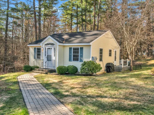 10 Mill Stream Lane #10, Arundel, ME 04046