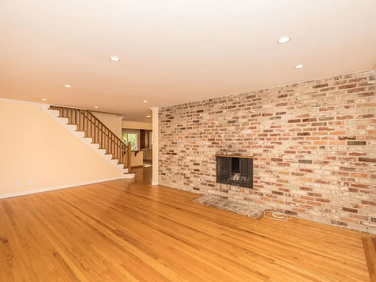3378 Saint Michael Dr — Photo 2