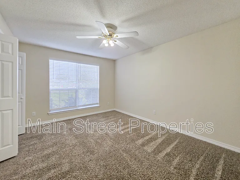 1057 Freeboard Blvd — Photo 20