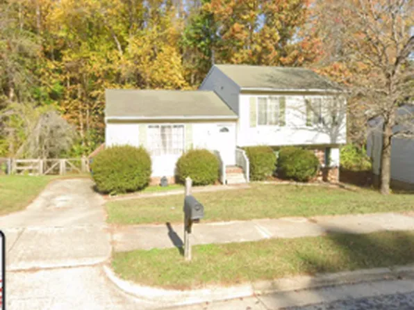 2904 Henslowe Dr, Raleigh, NC 27603