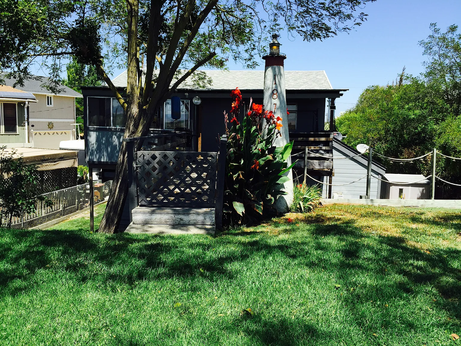 1870 Taylor Rd photo 1
