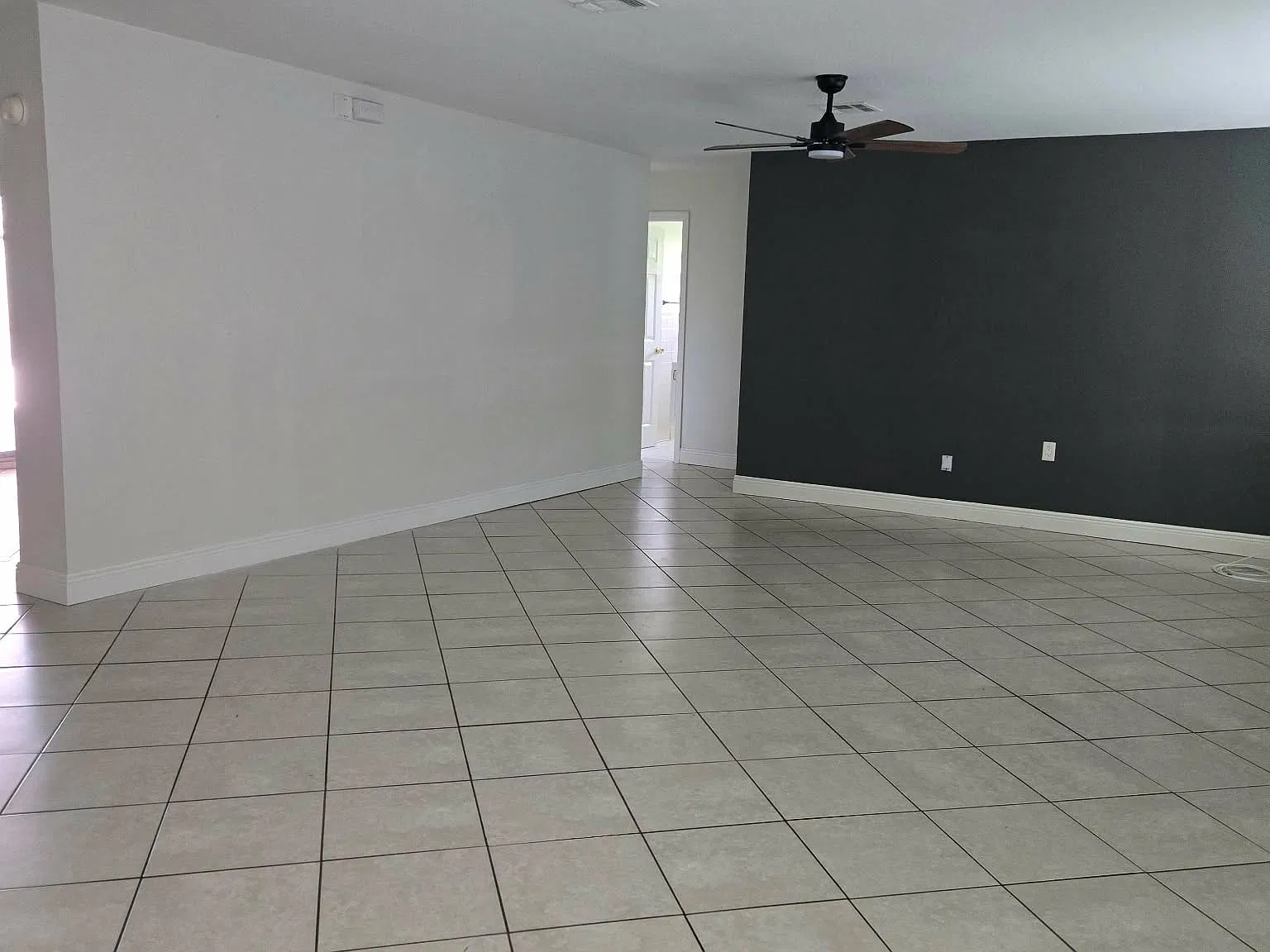 3 bed, 2226 sqft, $2,300 — Photo 3