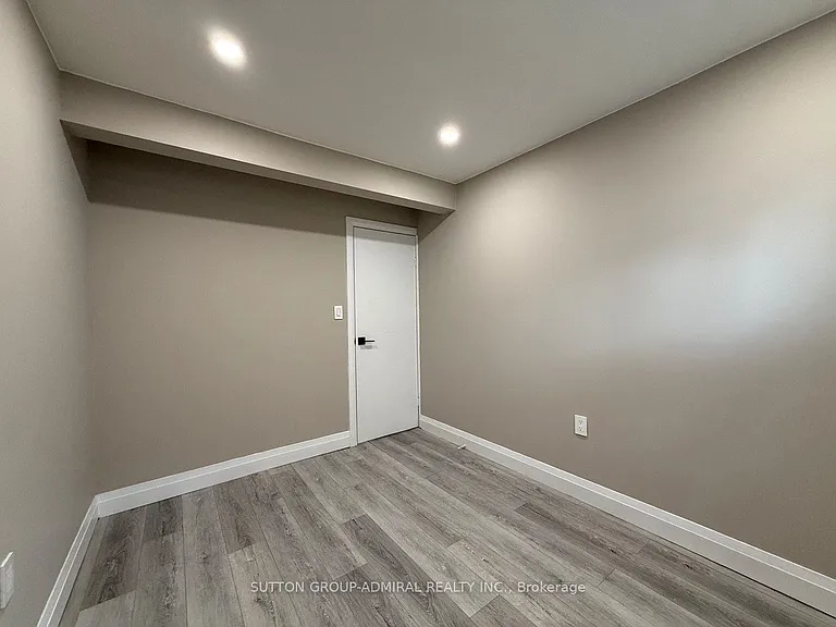 386 Irene Dr — Photo 36