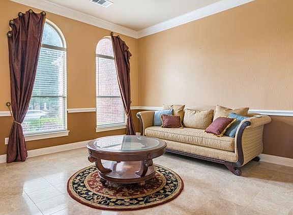 3rd image of 3238 Bay Hill Ln