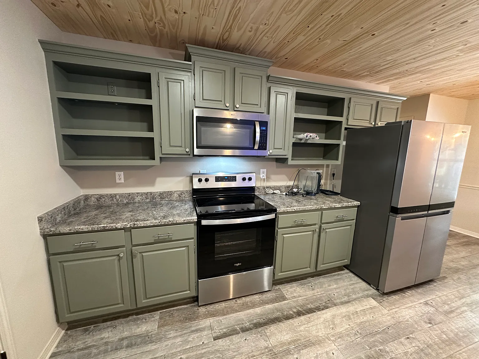 2 bed, 1367 sqft, $1,800 — Photo 3
